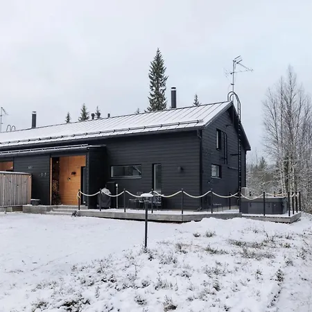 Hulhavanhelmi | Modern With Private Jacuzzi & Ski-in Access At *